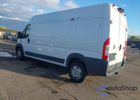 2015 Ram Promaster 2500 High Roof из США, поврежденный, VIN 3C6TRVDG2FE515905